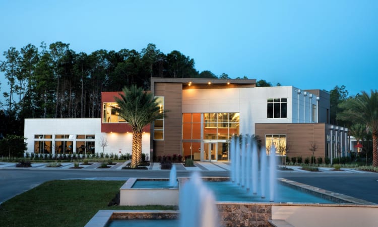 Front entrance of Luxor Club in Jacksonville, FL
