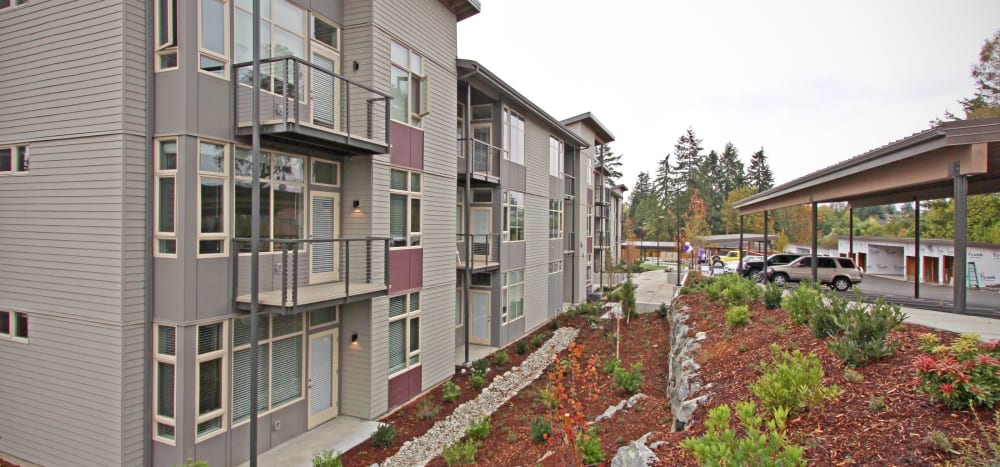 Exterior and walking path at Motif Apartments in Lynnwood, Washington