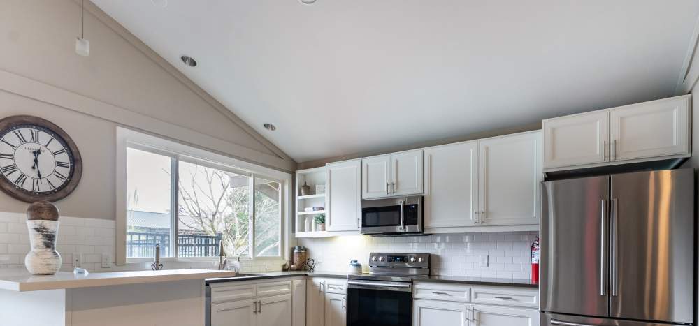 Modern kitchens at The Courtyard Apartment Homes in Mukilteo, Washington