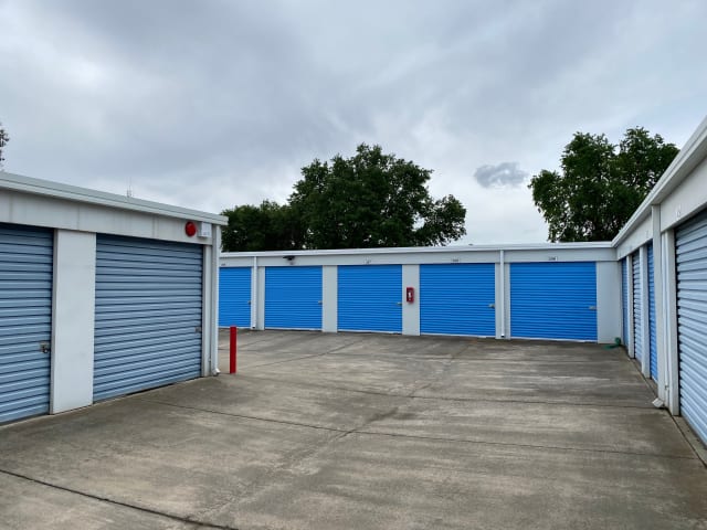 Spacious and comfortable loading and unloading areas at Superior Self Storage in Woodland, California