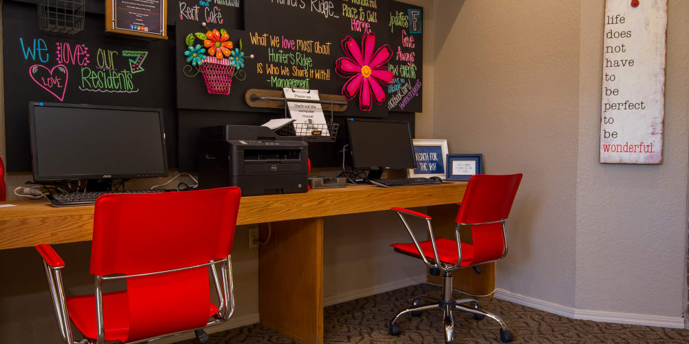 Computers for resident use at Hunter's Ridge's business center in Oklahoma City, Oklahoma