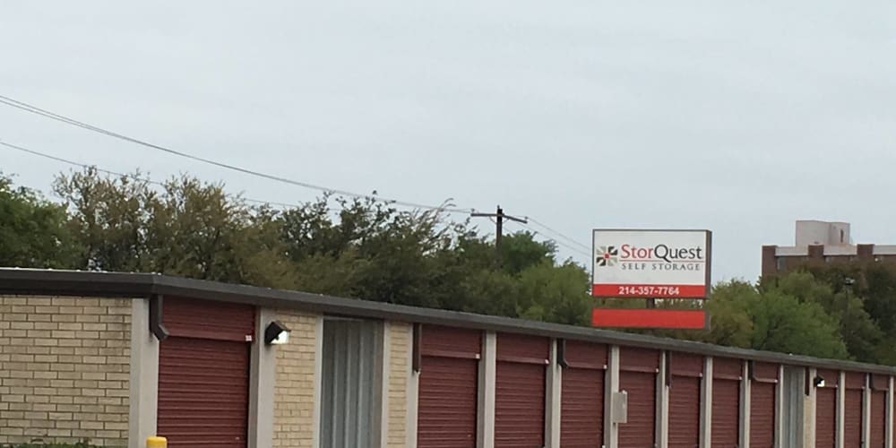 Exterior units at StorQuest Self Storage in Dallas, Texas