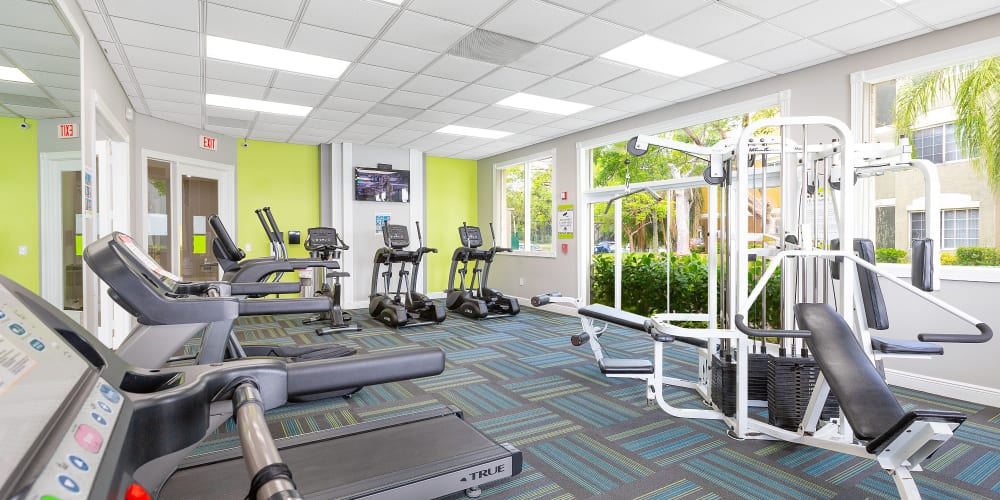 Fitness center at Club Lake Pointe Apartments in Coral Springs, Florida