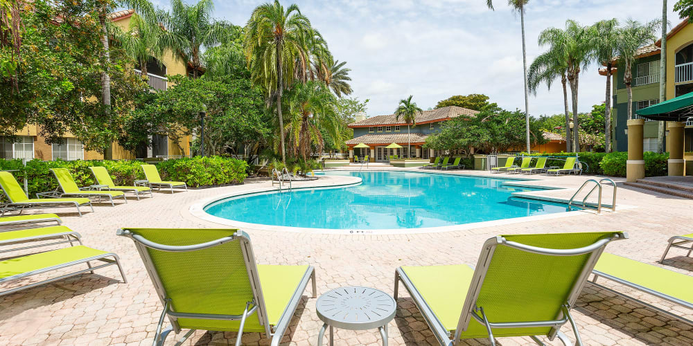 Sparkling pool at Mosaic Apartments in Coral Springs, Florida