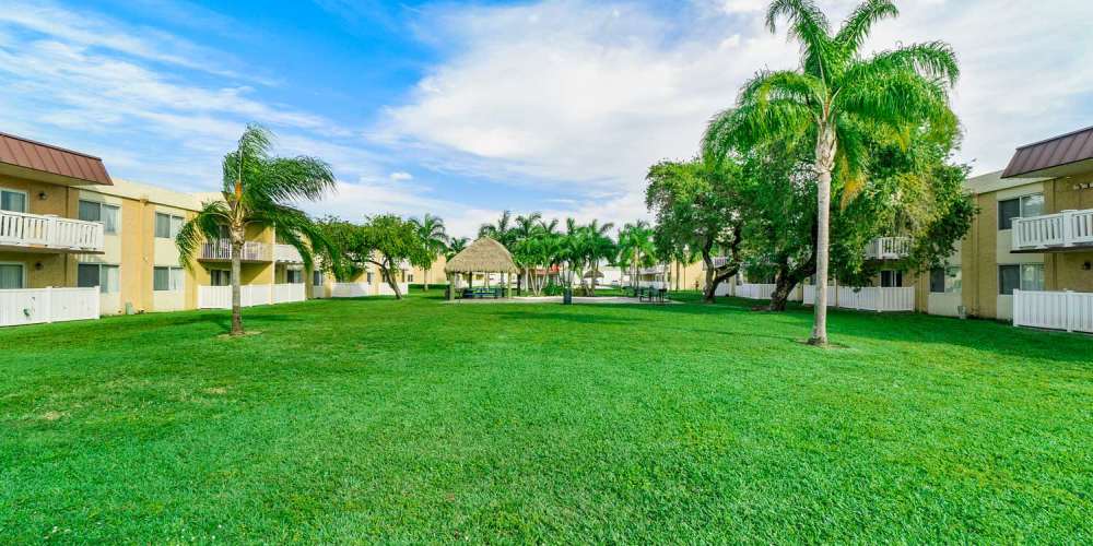 Modern Apartments at Windsor Forest in Pompano Beach, Florida