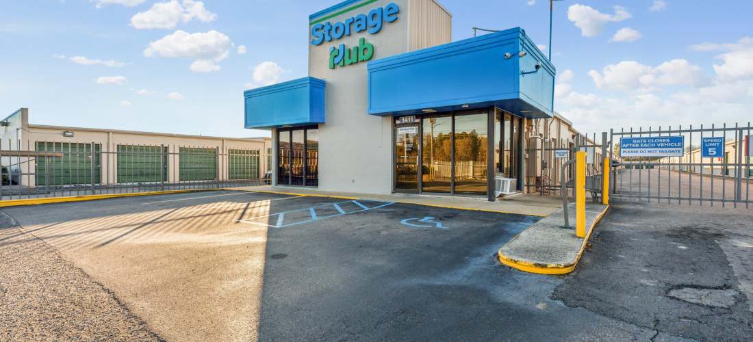 Exterior of Storage Hub - Military in San Antonio, Texas