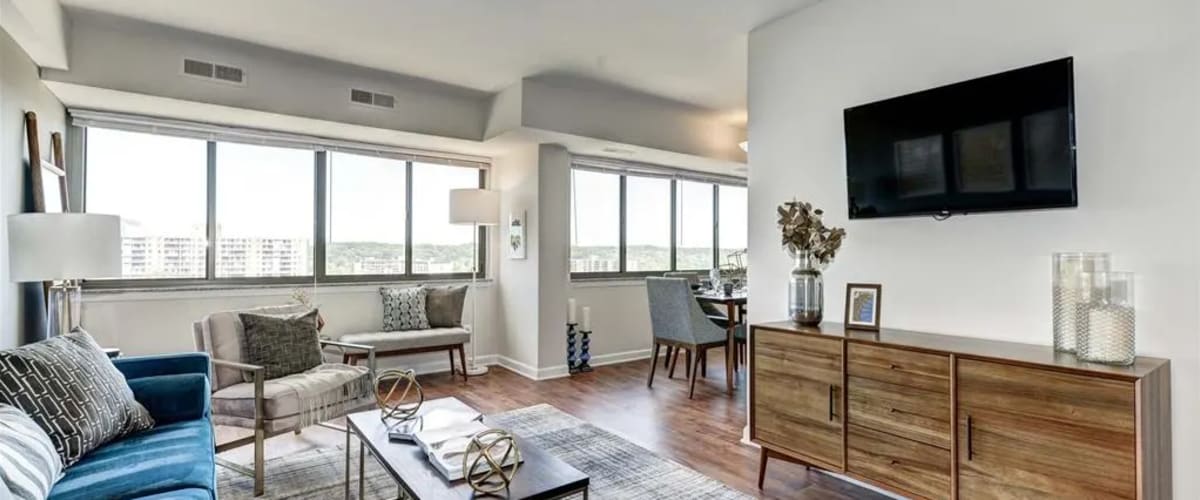 Modern well lit living room and open floor plan at The Mark by Solaire in Alexandria, Virginia