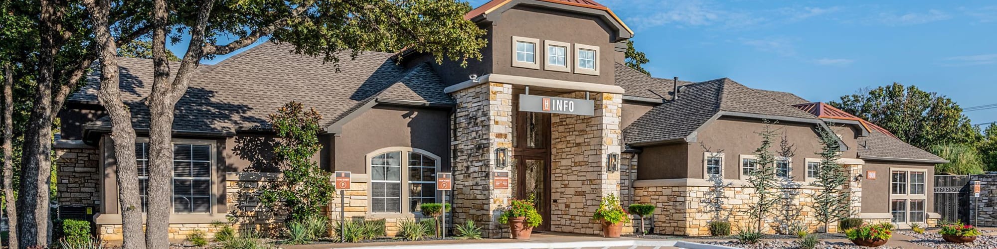 Gallery | The Heights in Arlington, Texas