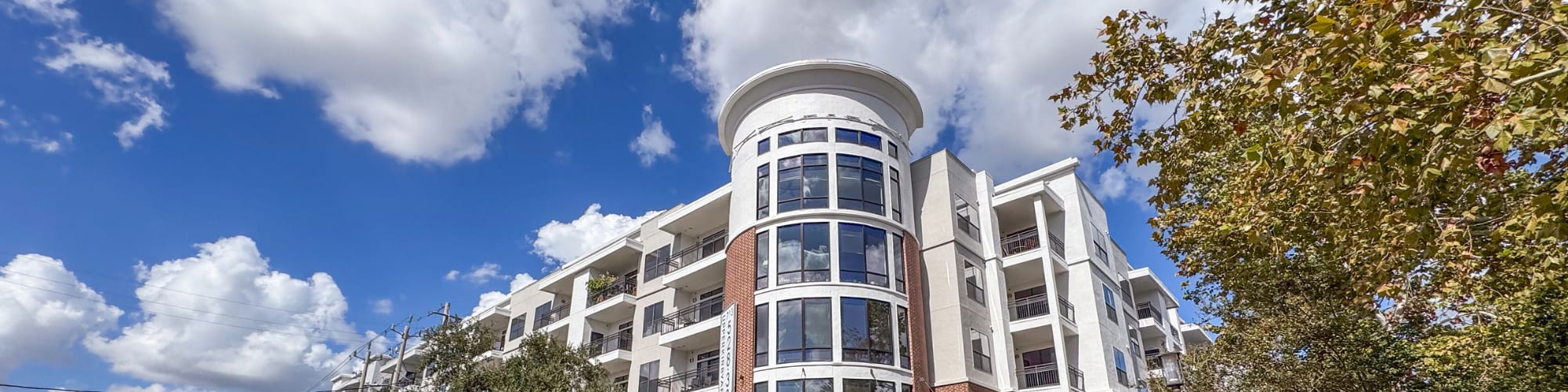 Photo Gallery | Instrata Upper Kirby in Houston, Texas