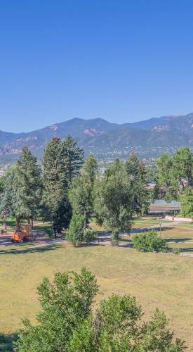 Spacious Modern Kitchen And Dining Area at Boulder Crescent in Colorado Springs, Colorado