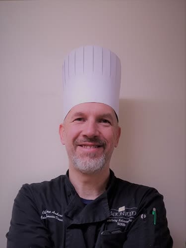 Enjoy dining at Waltonwood Royal Oak