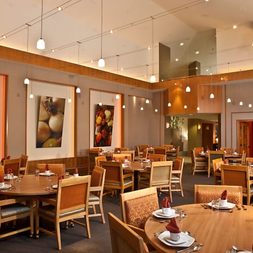 Upscale dining room at All Seasons Rochester Hills in Rochester Hills, Michigan
