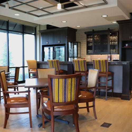 Dining area and bar at First & Main of Bloomfield Township in Bloomfield Township, Michigan