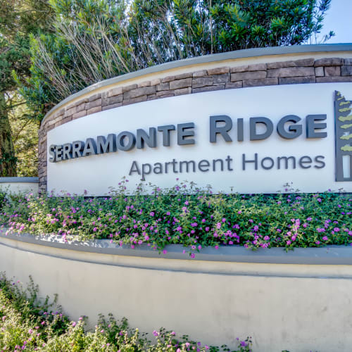 The Serramonte Ridge Apartment Homes sign in Daly City, California