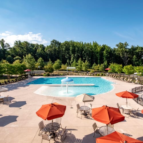 a swimming pool at Masters Hill Historic Officer in Quantico, Virginia