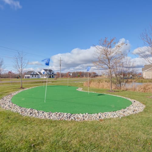 Putting green at The Links at CenterPointe Townhomes in Canandaigua, New York
