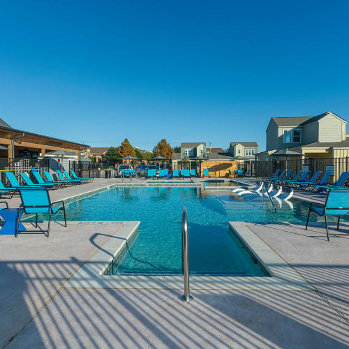 Swimming pool at Elevate at Skyline in McKinney, Texas
