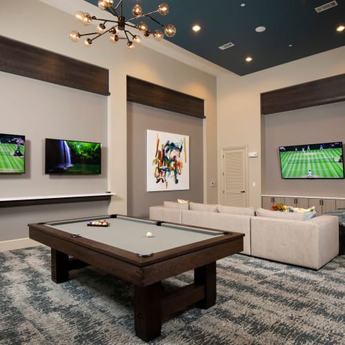 Beautiful modern amenities and features at Olympus at Memorial in Houston, Texas