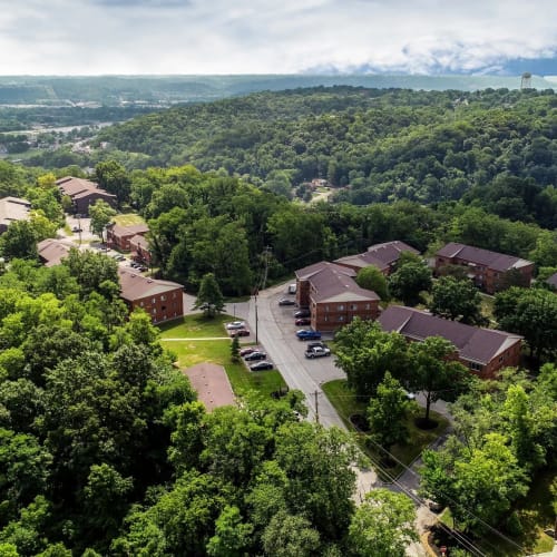 Arial view of apartments at Cedar Ridge Apartments in Park Hills, Kentucky