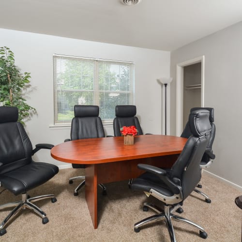 Meeting room at Hunters Crossing, Newark, Delaware