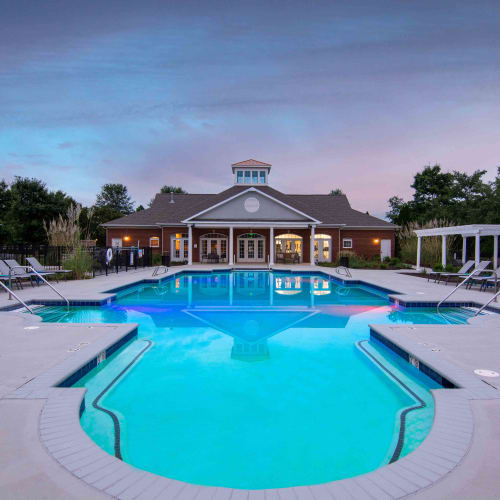 Gorgeous pool at River Forest in Chester, Virginia