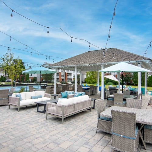 Lounge with a canopy at River Forest in Chester, Virginia