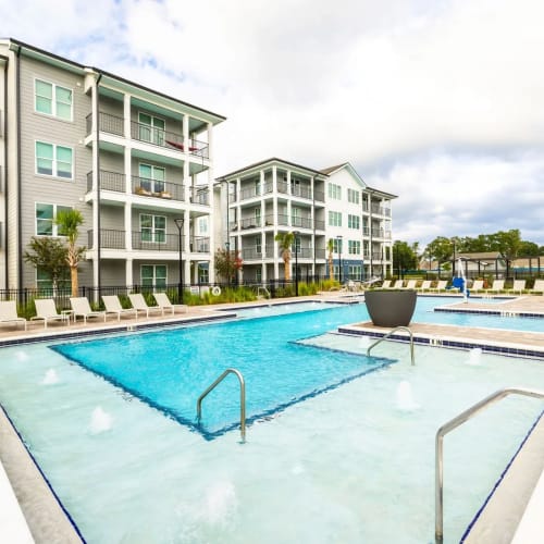 Large pool at Evergreen 9 Mile in Pensacola, Florida