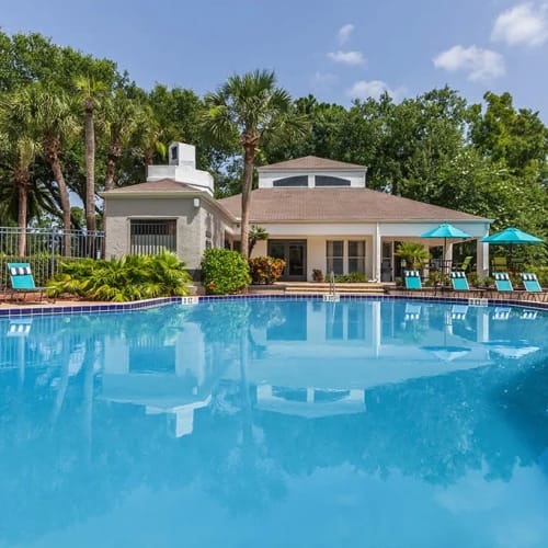 The resort-style swimming pool at The Granite at Porpoise Bay in Daytona Beach, Florida