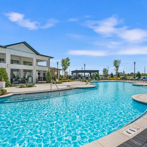 resident swimming at Brio Parc in Madison, Alabama