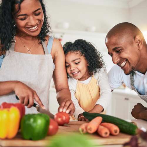 Resident family cooking together at Zinc 1501 in Sacramento, California