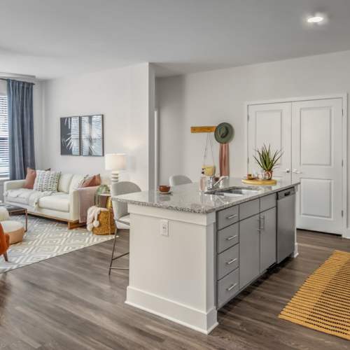 Breakfast counter with granite countertop at Marlowe Place in Charlotte,North Carolina