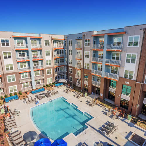 View of apartment swimming pool at Vistas At 707 in Charlotte, North Carolina
