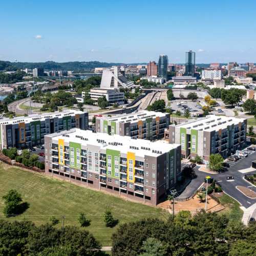 Aerial view of the apartment community at 811 East Downtown in Knoxville, Tennessee