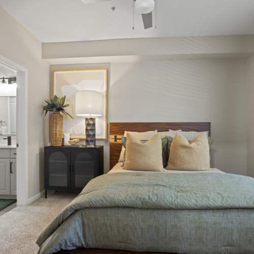 Bedroom with a bed at Flatiron West Trade in Charlotte, North Carolina