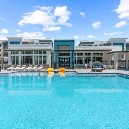 Evergreen-westside-apartments-gainsville-florida-brand-new-luxury-pool