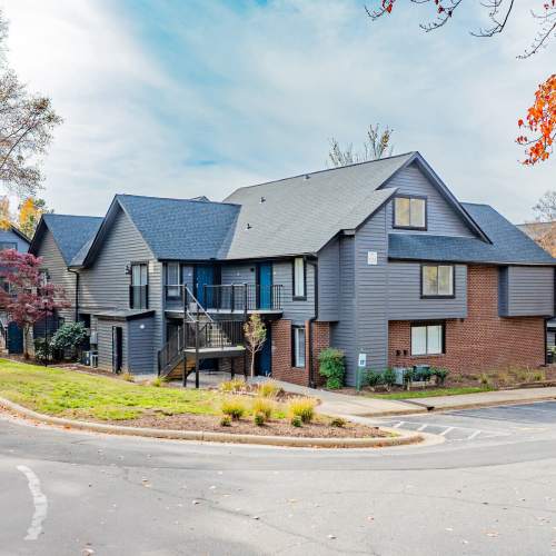 luxury apartments in The District North Hills in Raleigh, North Carolina