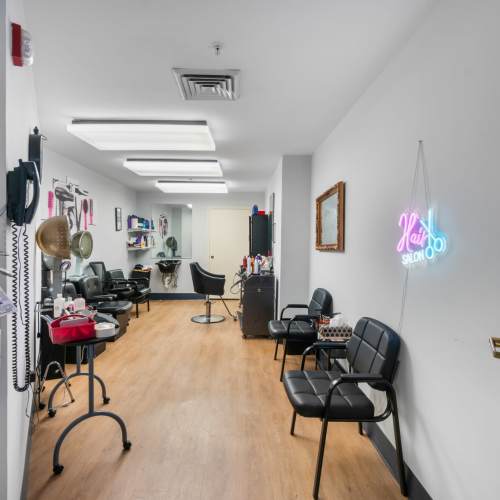 Beauty salon at Pin Oak Village in Bowie, Maryland