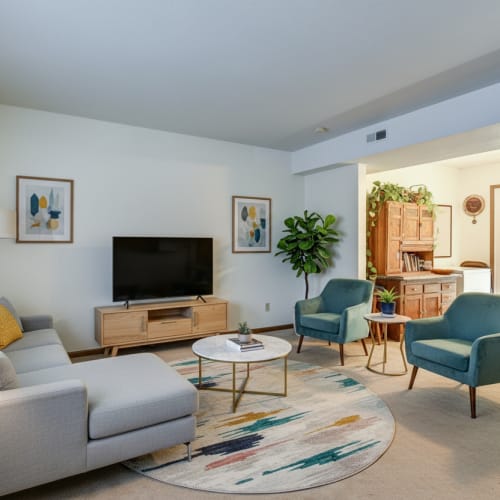 Community room at Catawba Club in Berkeley Springs, West Virginia