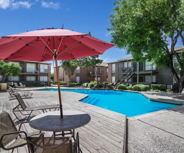 Community pool at Somerset Apartments