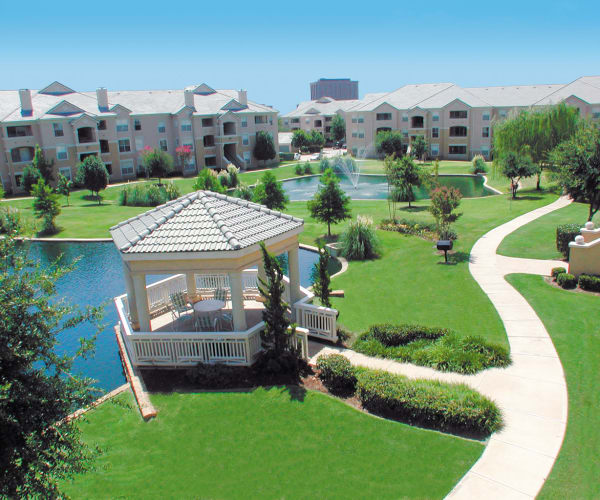 Aerial view at Lakeview at Parkside in Farmers Branch, Texas