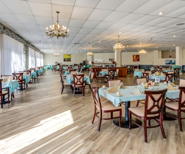 Resident dining hall at The Lenox At Merritt Island in Merritt Island, Florida