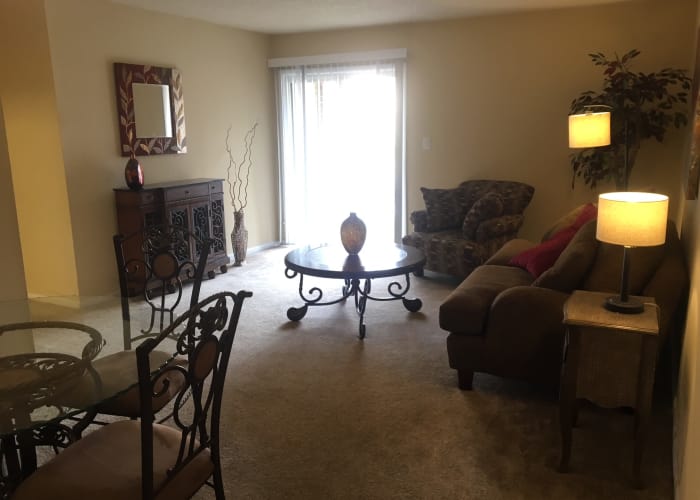 Apartments in Newport News, VA (Watkins) Ashton at Oyster Point