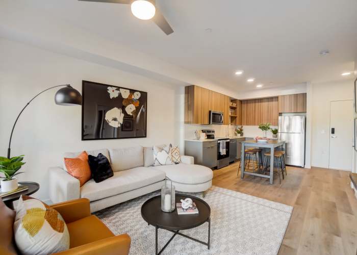 West Sacramento, CA Studio, 1 & 2 Bedroom Luxury Apartments in Yolo County