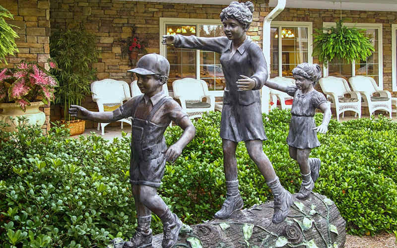 Statue outside at Laurel Grove in Lawrenceville, Georgia