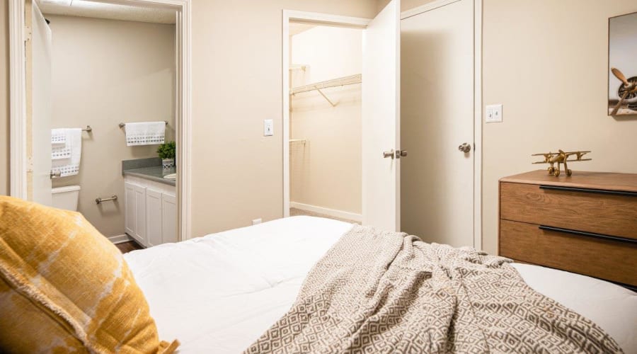 Three bedroom apartment at Southwind Apartments in Richland, Mississippi