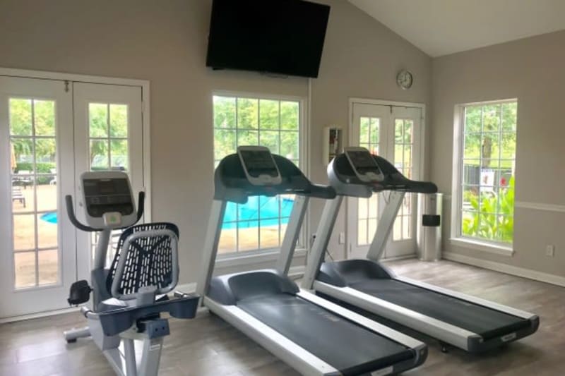 Well-equipped fitness center at Allegro on Bell in Antioch, Tennessee