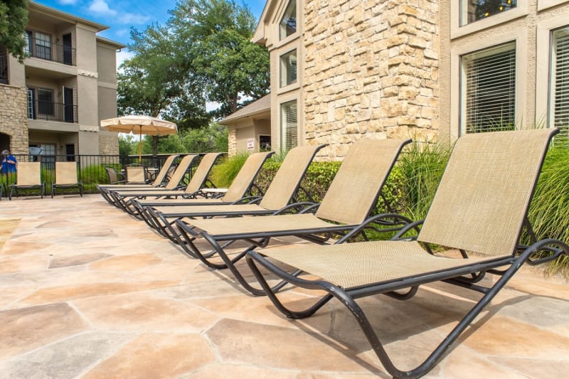 Lounge chairs at The Aidan in Lewisville, Texas