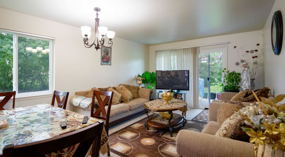 Modern living room at Autumn Ridge Village in Sterling Heights, Michigan