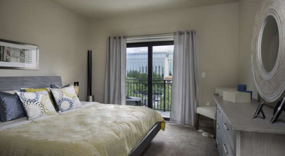 Apartment bedroom with a comfortable bed at Beacon 430 in Saint Petersburg, Florida