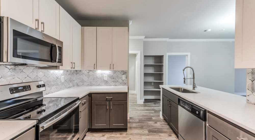 Amenities abound at Oakville Apartments in Austin, Texas